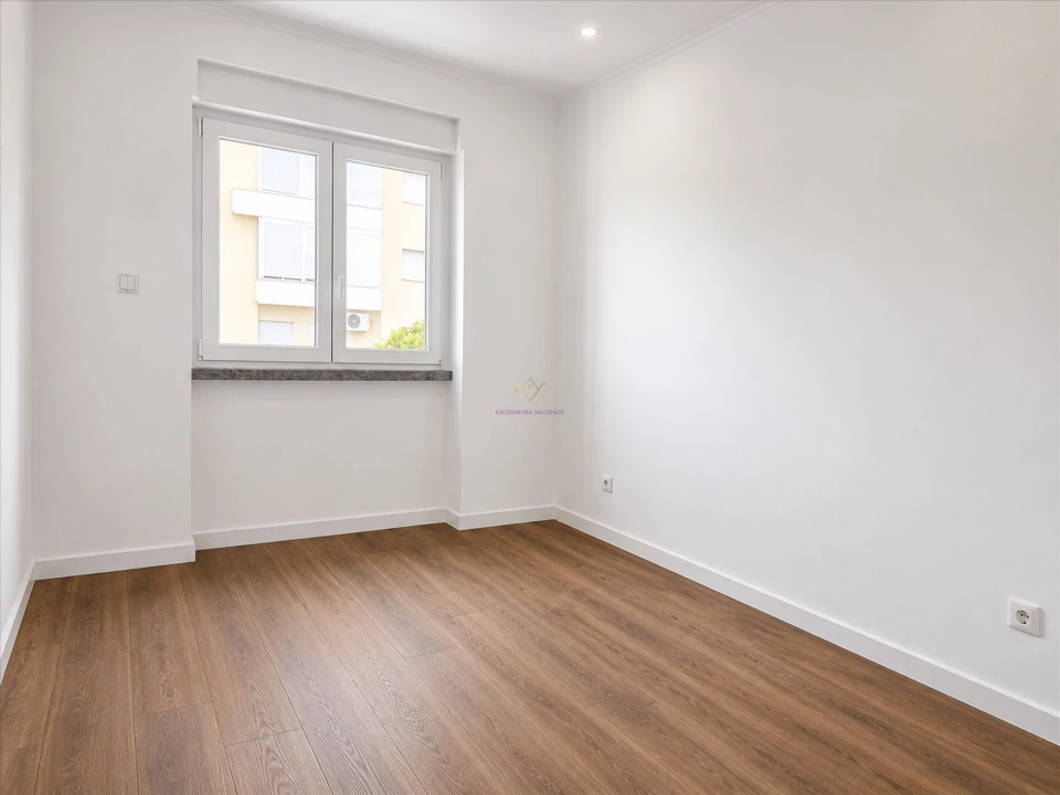 Apartamento T2 para Venda em Venteira Foto 6