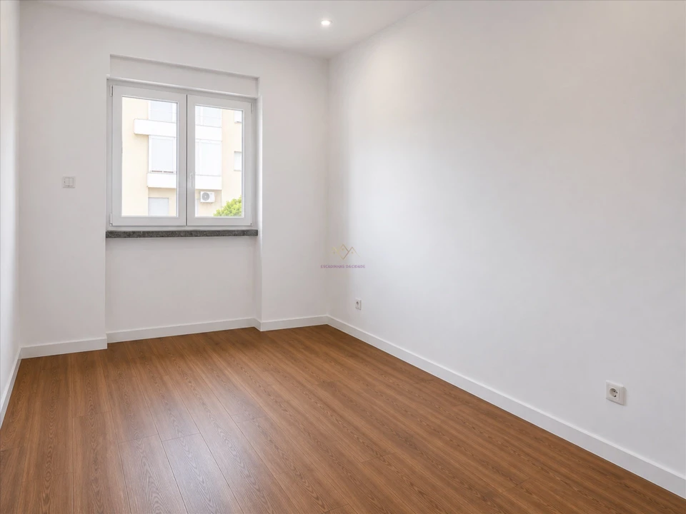 Apartamento T2 para Venda em Venteira Foto 9