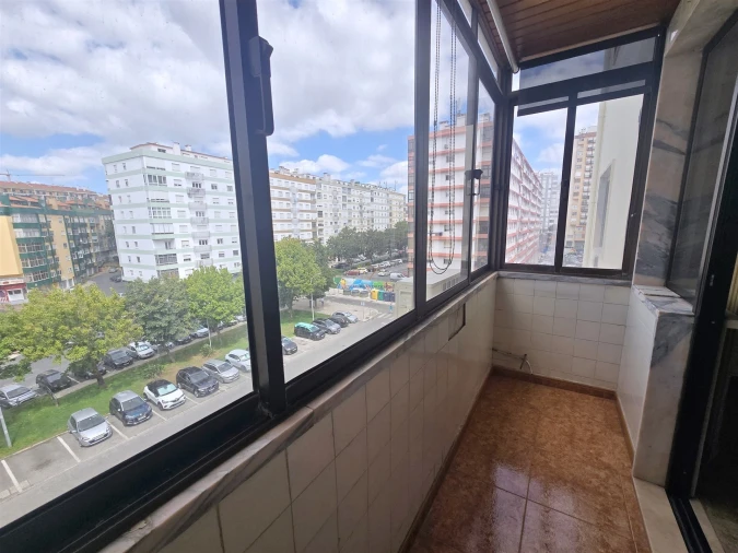 Apartamento T3 para Venda em Mina de Água Foto 9