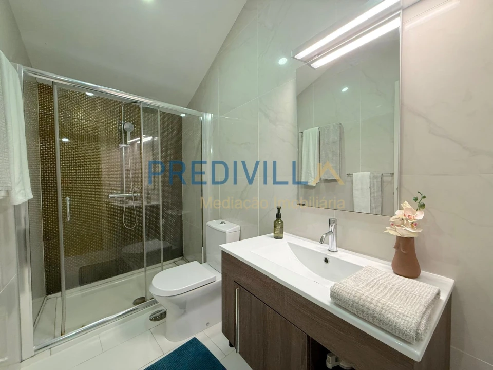 Apartamento T1 para Arrendamento em Campanhã Foto 7