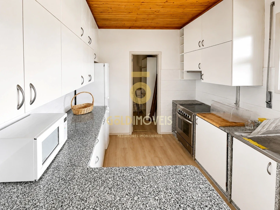 Apartamento T3 para Venda em Gulpilhares e Valadares Foto 8
