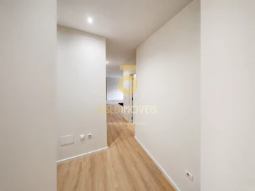 Apartamento T3 para Venda em Gulpilhares e Valadares