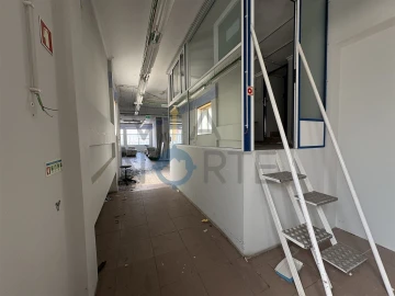 Loja para Arrendamento em Macedo de Cavaleiros