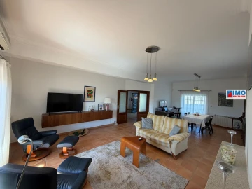 Moradia T7 para Venda em Vila Velha de Rodão