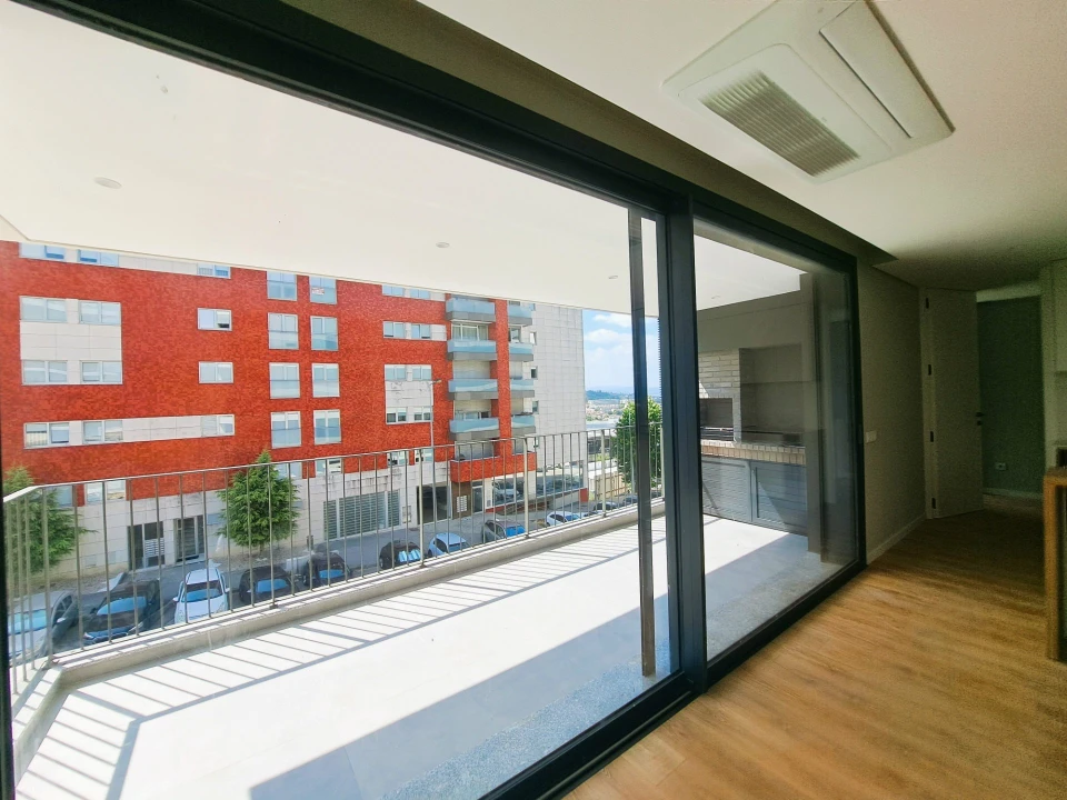 Apartamento T3 para Venda em Ferreiros e Gondizalves Foto 10