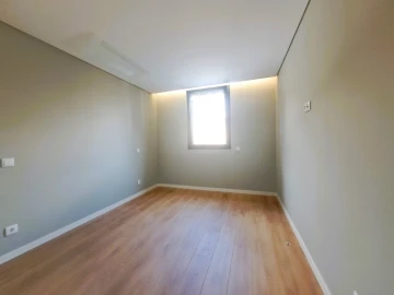 Apartamento T3 para Venda em Ferreiros e Gondizalves