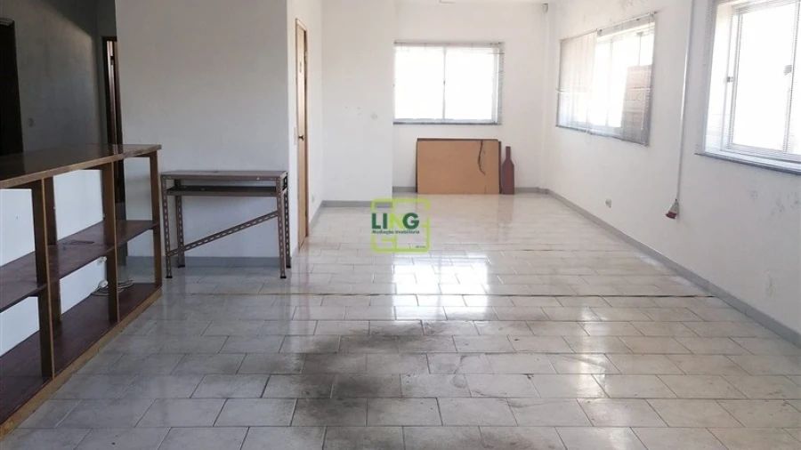 Armazém para Arrendamento em Castelo Branco