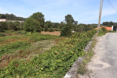 Terreno para Venda em Lustosa e Barrosas (Santo Estêvão)