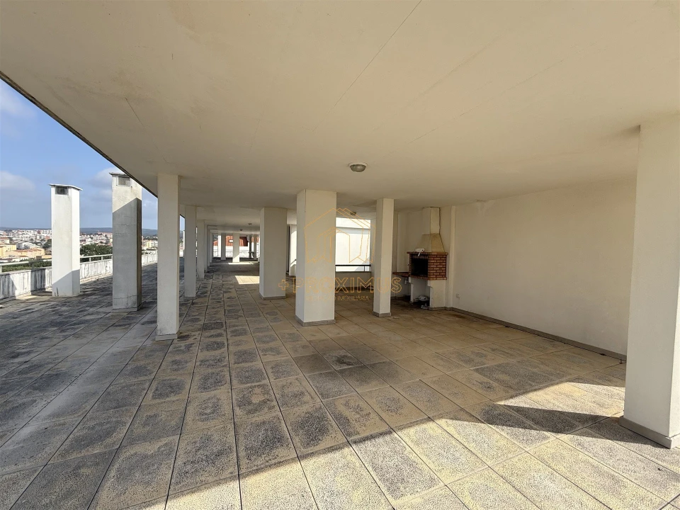 Apartamento T2 para Venda em Tavarede Foto 35