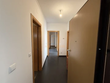 Apartamento T2 para Venda em Tavarede