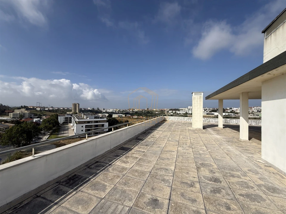 Apartamento T2 para Venda em Tavarede Foto 33