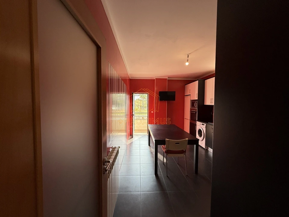 Apartamento T2 para Venda em Tavarede Foto 5