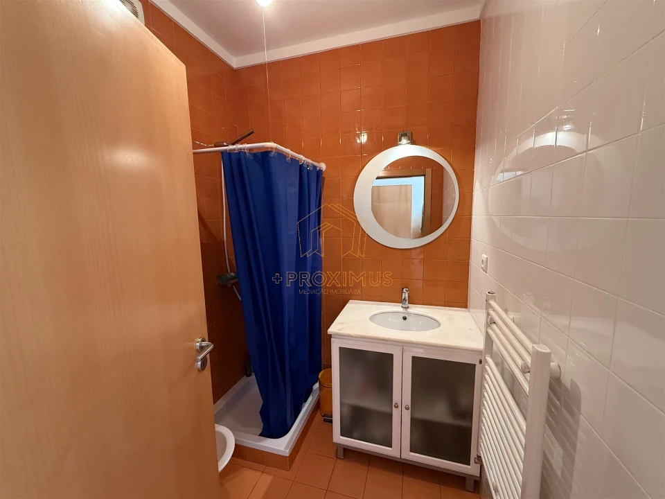 Apartamento T2 para Venda em Tavarede Foto 24