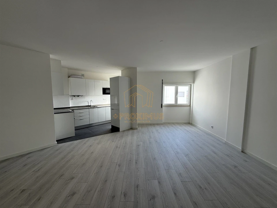 Apartamento T0 para Venda em Buarcos Foto 6