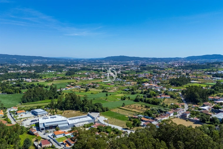 Terreno Misto para Venda em Lijo Foto 23