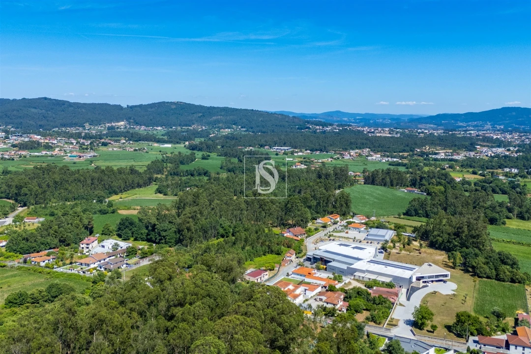 Terreno Misto para Venda em Lijo Foto 16