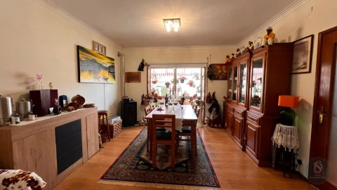 Apartamento T3 para Venda em Oliveira do Douro