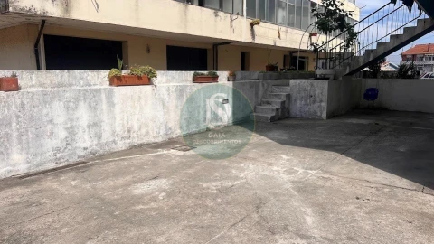 Apartamento T3 para Venda em Oliveira do Douro