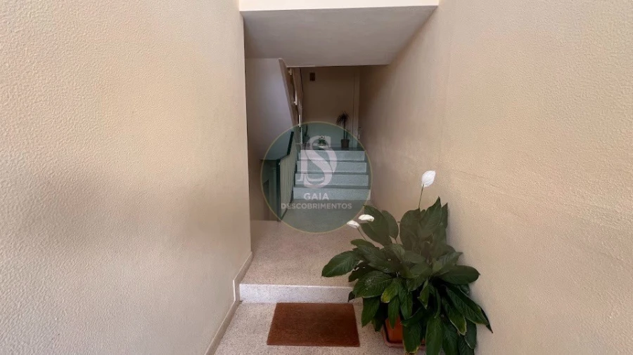 Apartamento T3 para Venda em Oliveira do Douro Foto 11