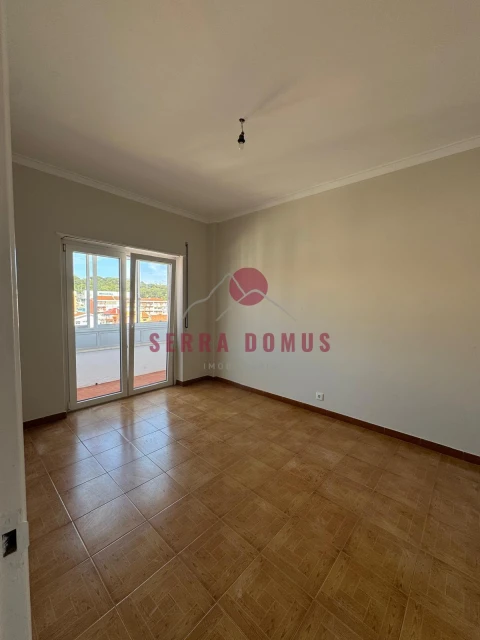 Apartamento T3 para Venda em Algueirão-Mem Martins