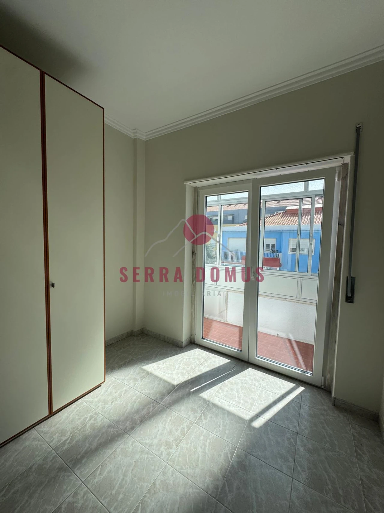 Apartamento T3 para Venda em Algueirão-Mem Martins Foto 3