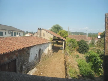 Moradia T3 para Venda em São Pedro da Torre