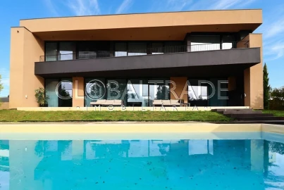 Moradia T5 para Venda em Gondomar (São Cosme), Valbom e Jovim