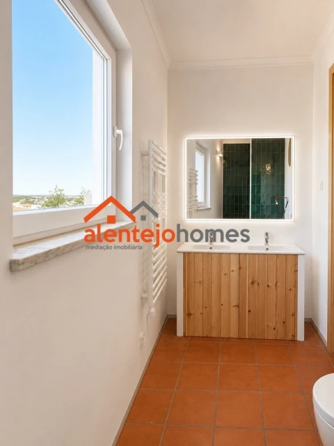 Apartamento T2 para Venda em Arraiolos