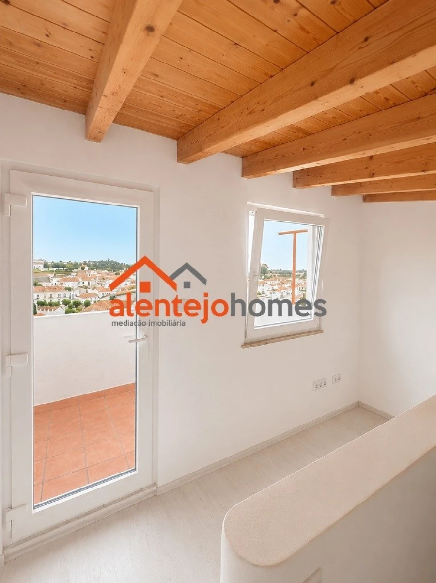 Apartamento T2 para Venda em Arraiolos Foto 16