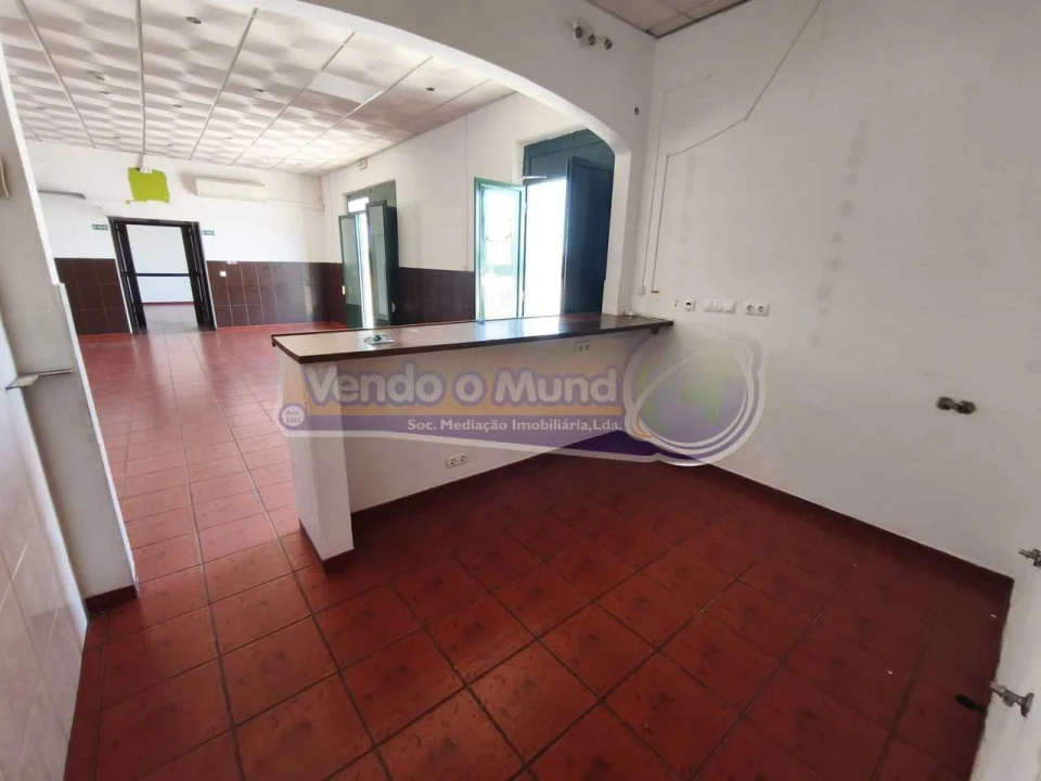 Negócio para Venda em Mora Foto 7