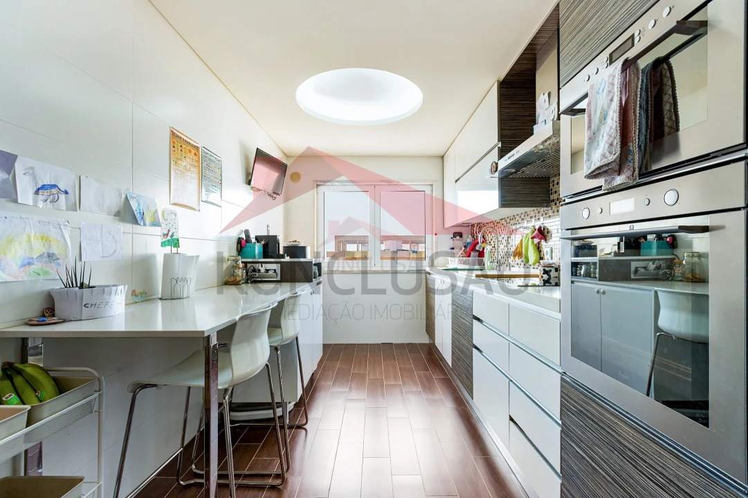 Apartamento T2 para Venda em Póvoa de Santa Iria e Forte da Casa Foto 7