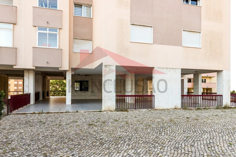 Apartamento T2 para Venda em Póvoa de Santa Iria e Forte da Casa Foto 19