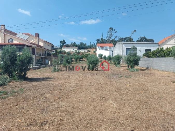 Terreno para Venda em Caranguejeira Foto 8
