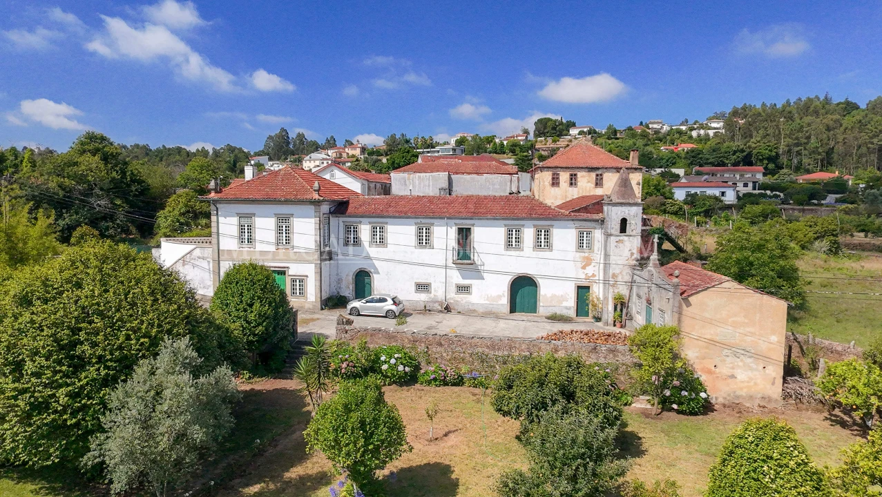 Quinta T5 para Venda em O. Azeméis, Riba-Ul, Ul, Macinhata Seixa, Madail Foto 1