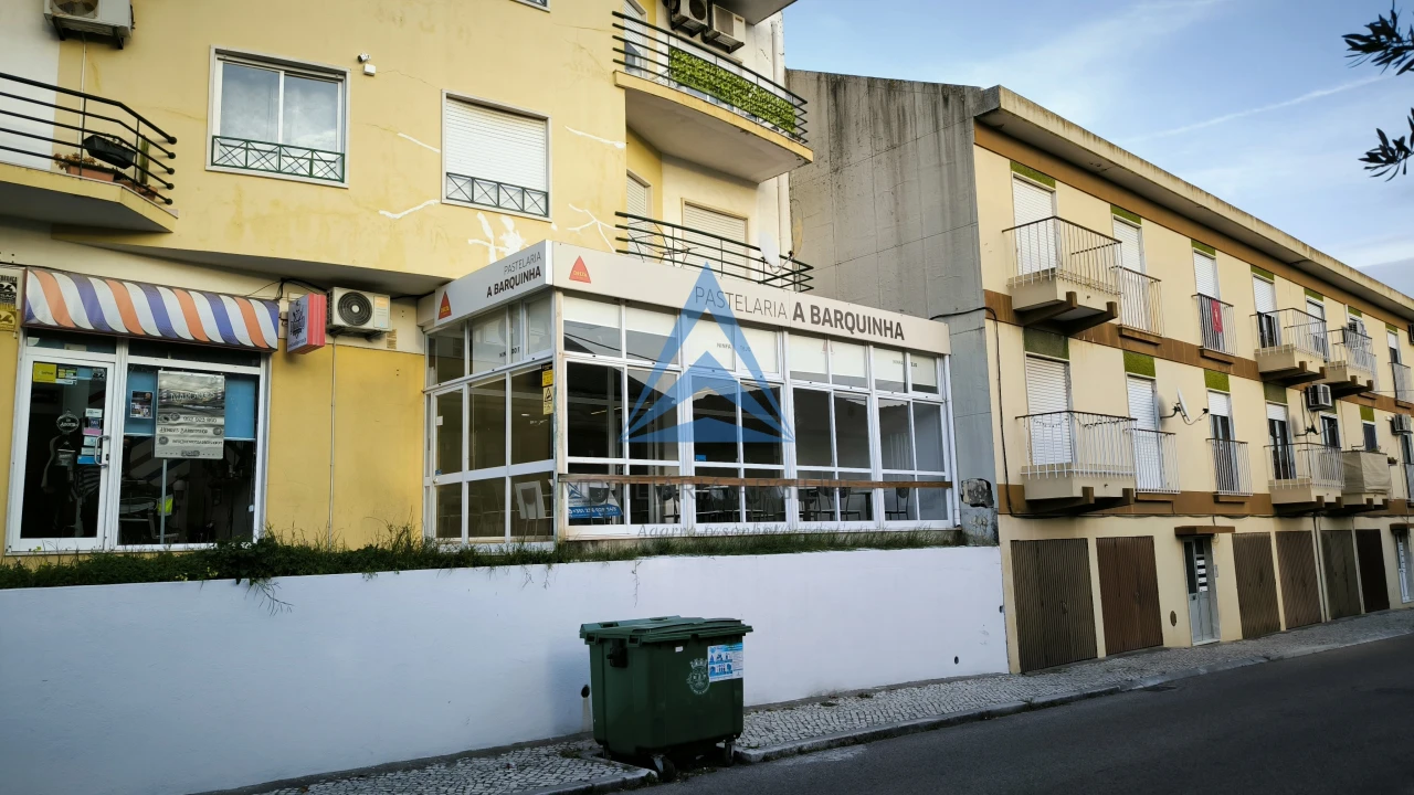 Loja para Venda em Vila Nova da Barquinha Foto 10