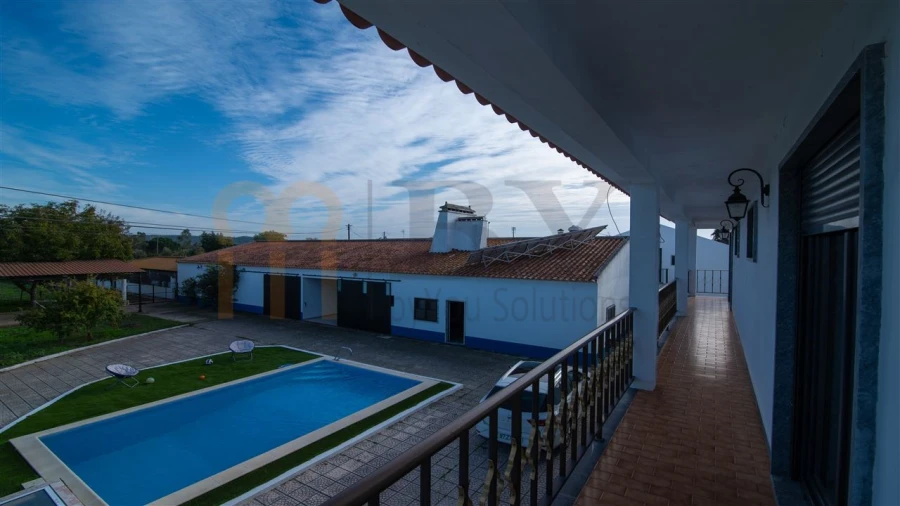Quinta T4 para Venda em Vila Nova da Baronia Foto 21
