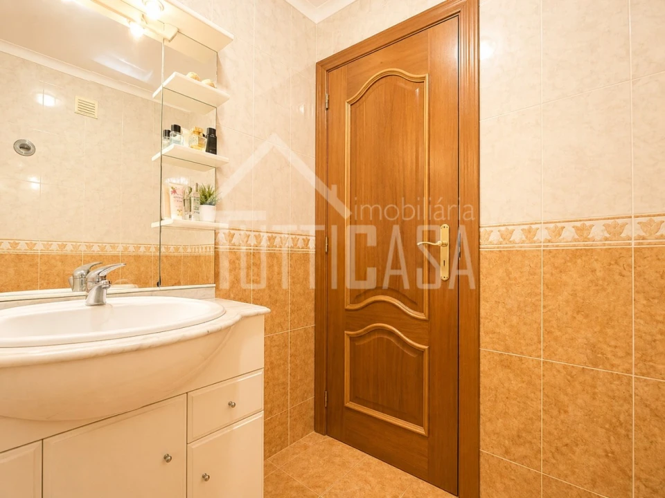 Apartamento T3 para Venda em Malveira e São Miguel de Alcainça Foto 19
