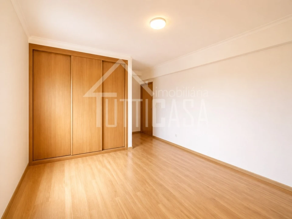 Apartamento T3 para Venda em Malveira e São Miguel de Alcainça Foto 21