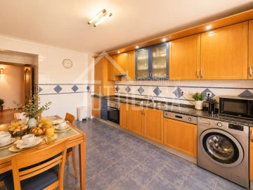 Apartamento T3 para Venda em Malveira e São Miguel de Alcainça