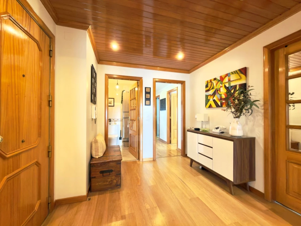 Apartamento T4 para Venda em Mina de Água Foto 5