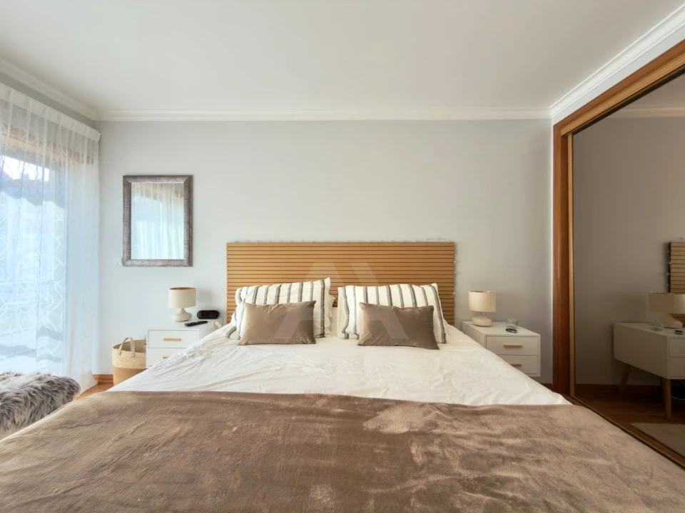 Apartamento T4 para Venda em Mina de Água Foto 12