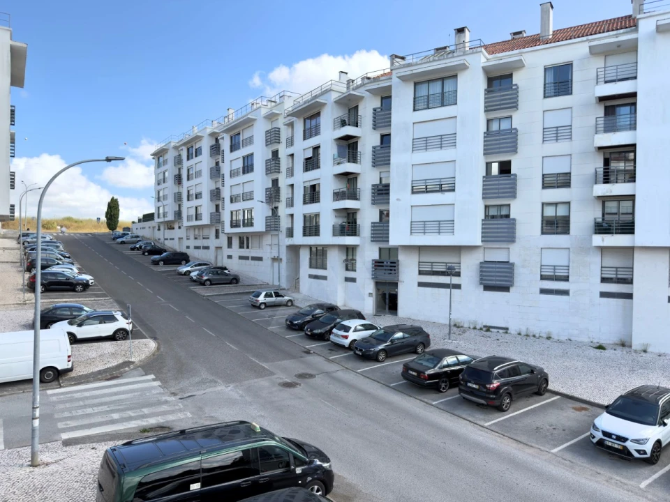Apartamento T4 para Venda em Mina de Água Foto 14