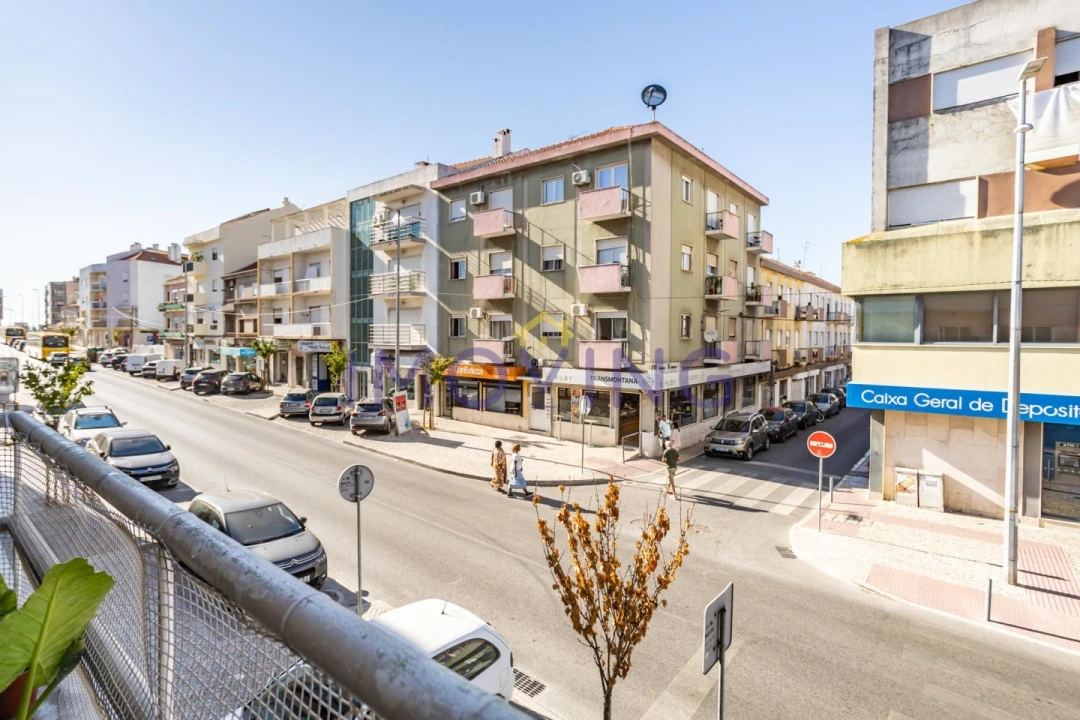 Apartamento T2 para Venda em Baixa da Banheira e Vale da Amoreira Foto 5