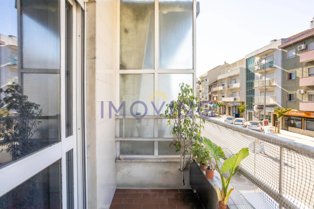 Apartamento T2 para Venda em Baixa da Banheira e Vale da Amoreira Foto 6