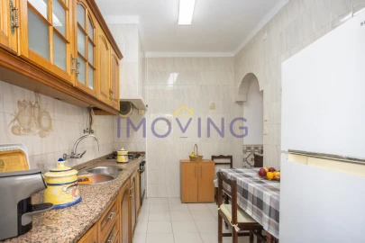 Apartamento T1 para Venda em Baixa da Banheira e Vale da Amoreira