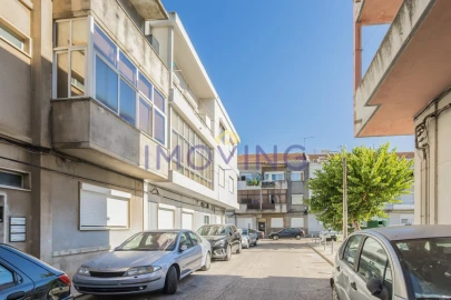 Apartamento T1 para Venda em Baixa da Banheira e Vale da Amoreira