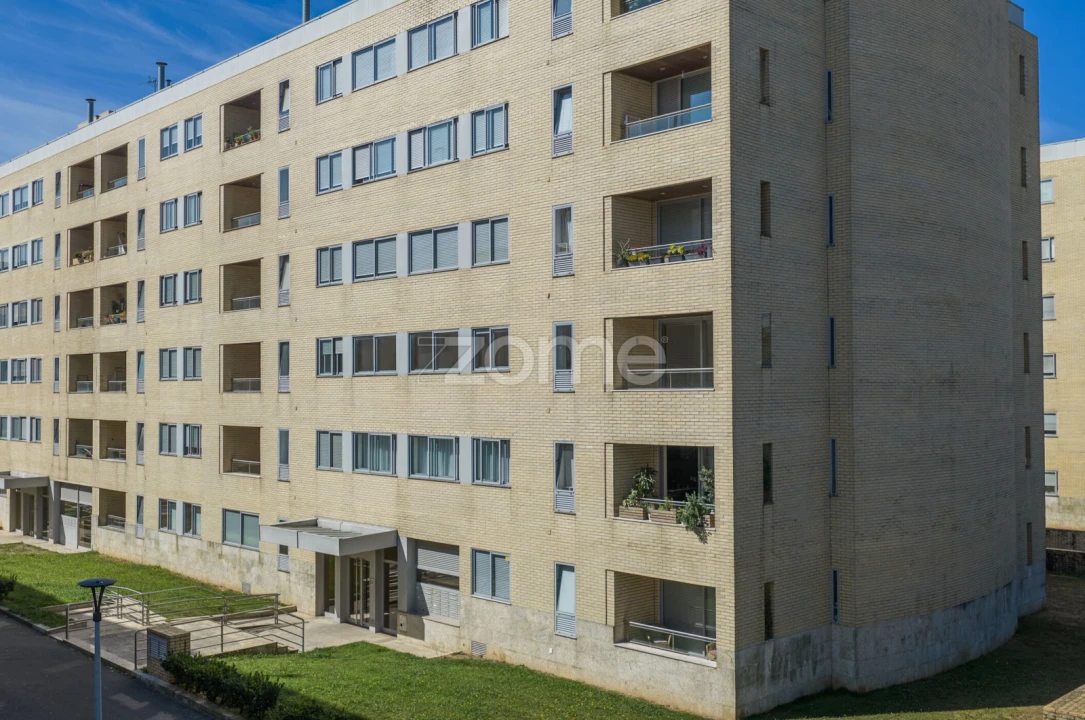 Apartamento T3 para Arrendamento em Ramalde Foto 33