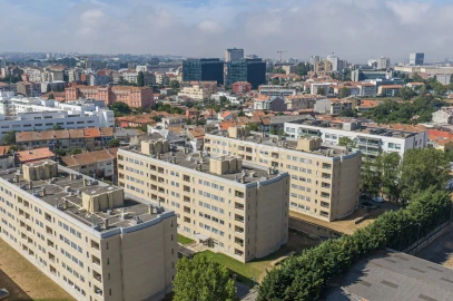 Apartamento T3 para Arrendamento em Ramalde