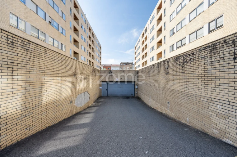 Apartamento T3 para Arrendamento em Ramalde Foto 27