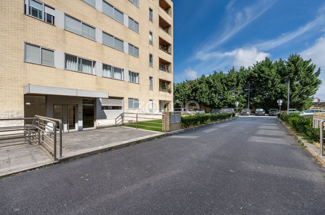 Apartamento T3 para Arrendamento em Ramalde Foto 34